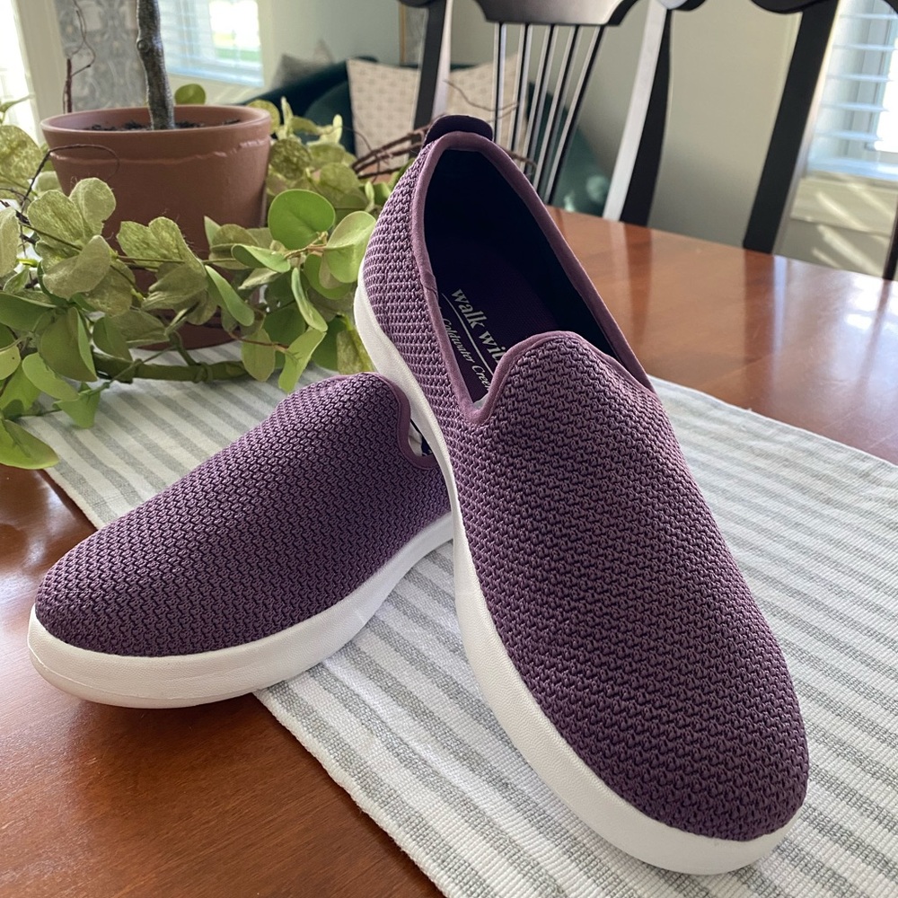 💜Brand New Slip On Shoes